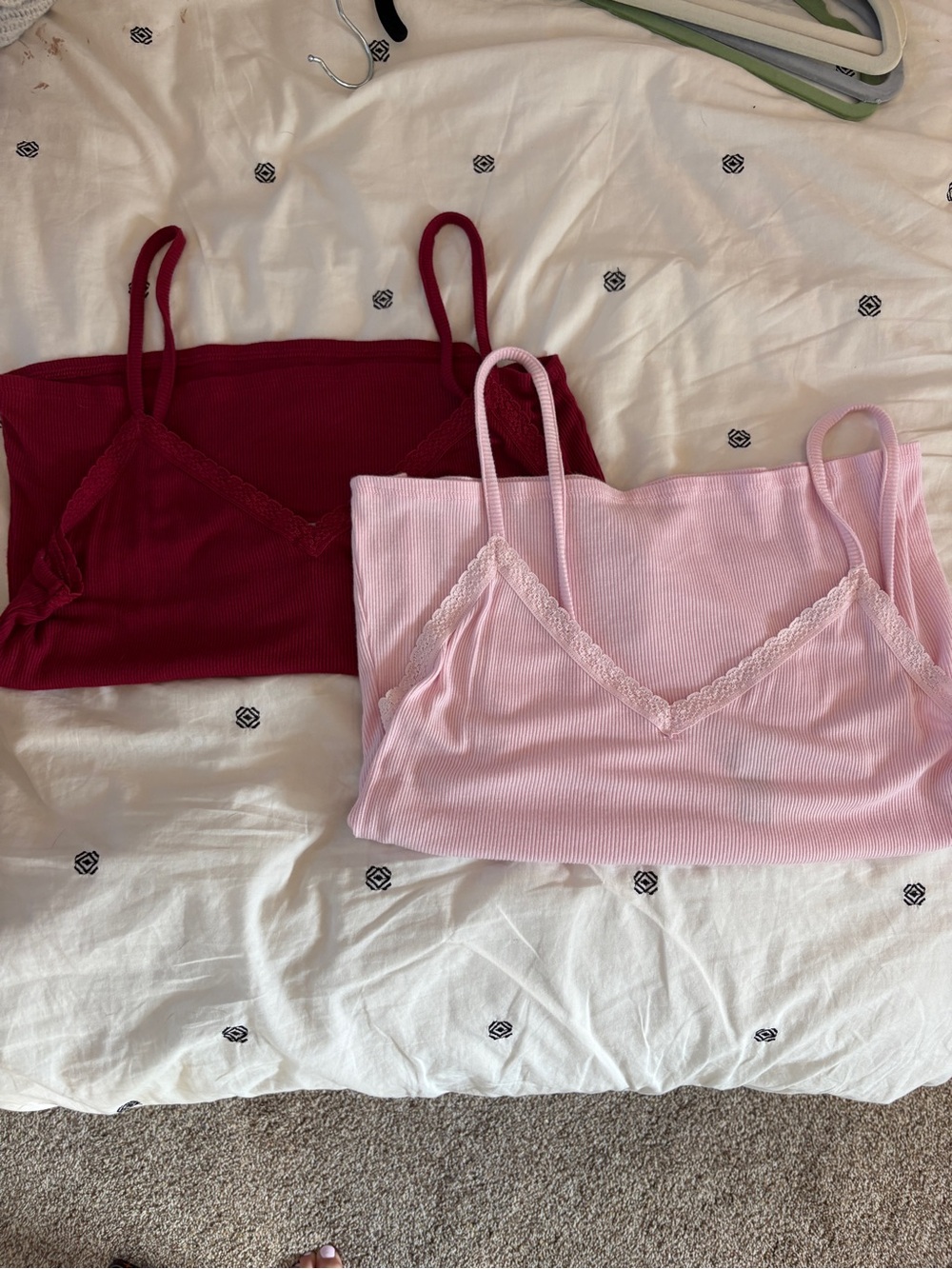 Tilly's Lace-Trim Ribbed Cami Set - Light Pink and Wine